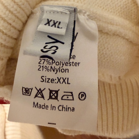 Sweater Stylish with Embroidery - Picture 4 of 5